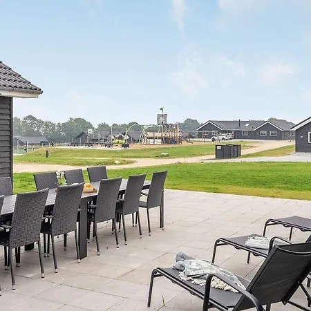 16 Person In Sydals Feriehus Sarup