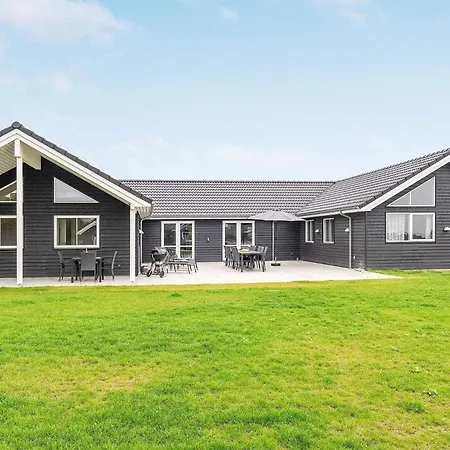 Casa vacanze 16 Person In Sydals